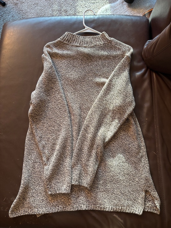 St. John's Bay Grey Sweater - Picture 4 of 4